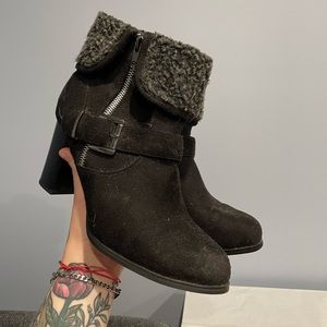 Women’s Heeled Ankle Booties Size 10. Color: Black. Worn once! Brand: Forever
